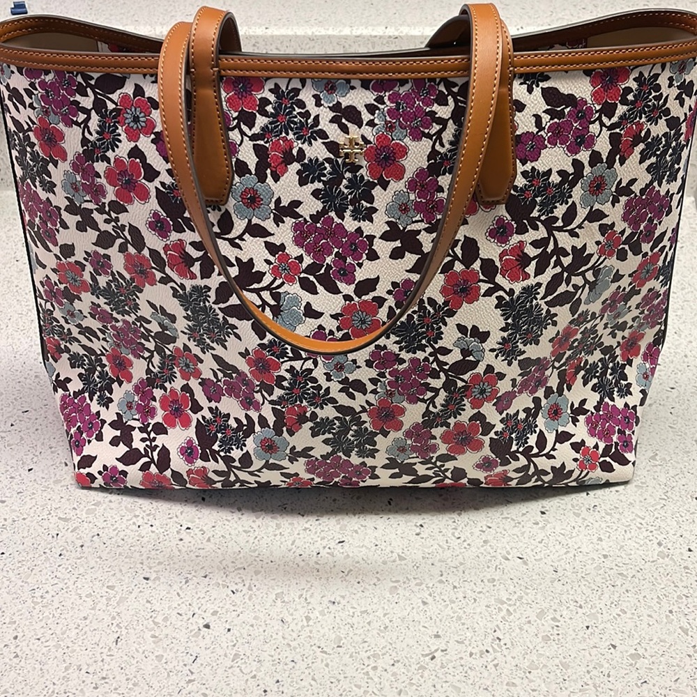 🌸🌺NWT TORY BURCH KERRINGTON TOTE🌸🌺